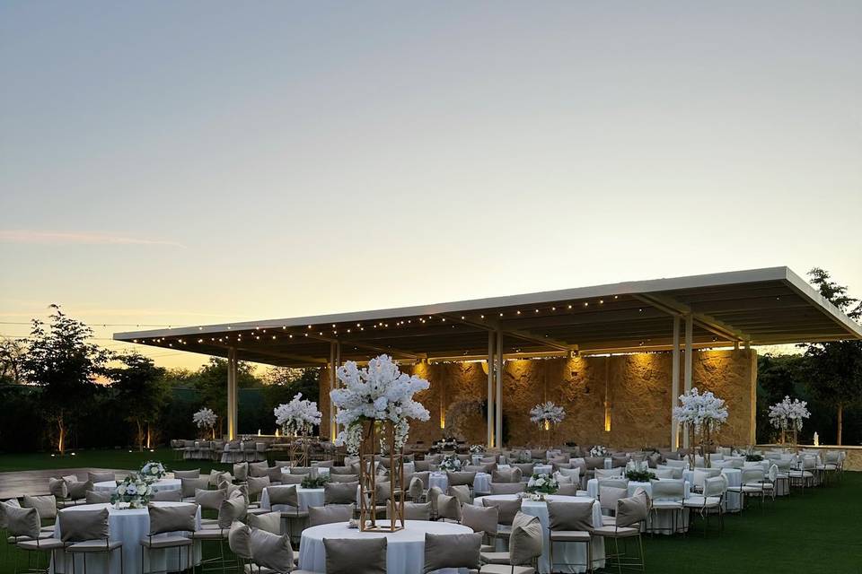 Jardín Santa Lucía - Jardín Para Eventos en Hermosillo, Sonora - Vista 2 de 3 de las instalaciones y espacios del lugar