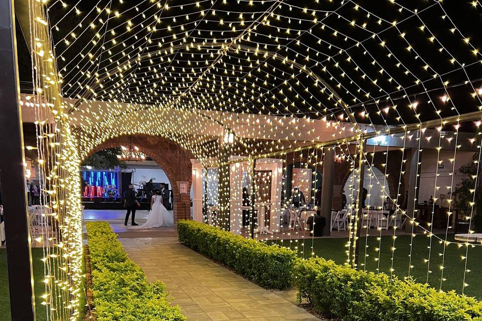 Salón de Eventos El Mezquite - Jardín Para Eventos en Hermosillo, Sonora - Vista 2 de 4 de las instalaciones y espacios del lugar