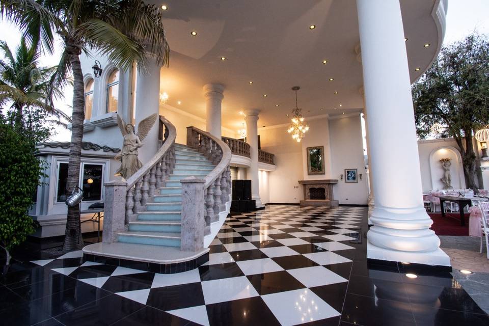 La Vianda - Salón Con Jardín para eventos en La Paz, Baja California Sur. La Vianda es el lugar perfecto donde el servicio y la calida...