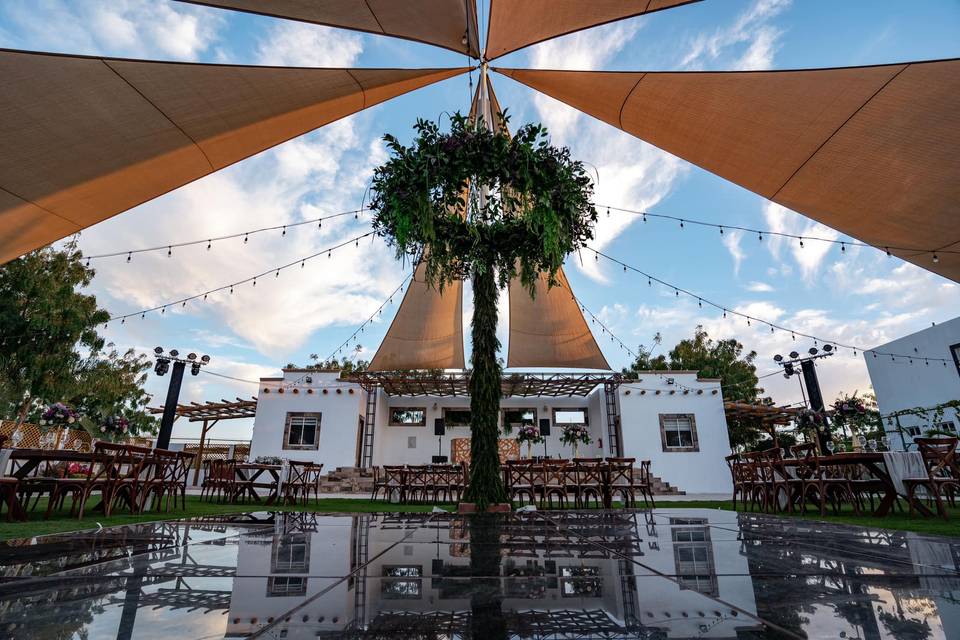 San Juan Club Social - Jardín Con Salón para eventos en La Paz, Baja California Sur. San Juan Club Social desea para ustedes un espléndido día de...