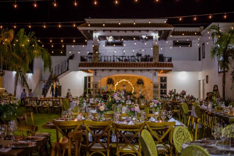 San Juan Club Social - Jardín Con Salón en La Paz, Baja California Sur - Vista 2 de 4 de las instalaciones y espacios del lugar