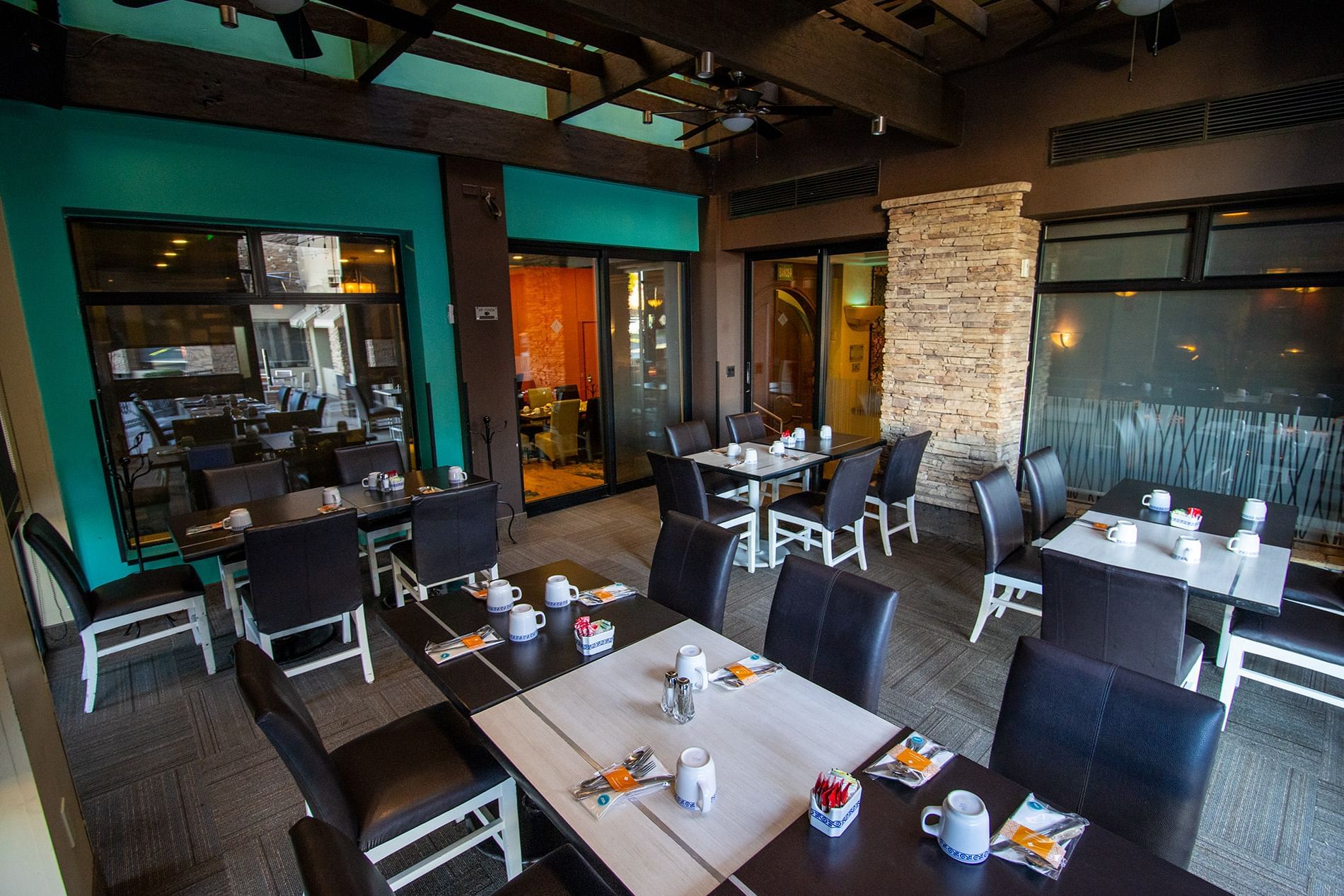 Araiza Privado VIP - Salón De Hotel en Mexicali, Baja California - Vista 2 de 4 de las instalaciones y espacios del lugar