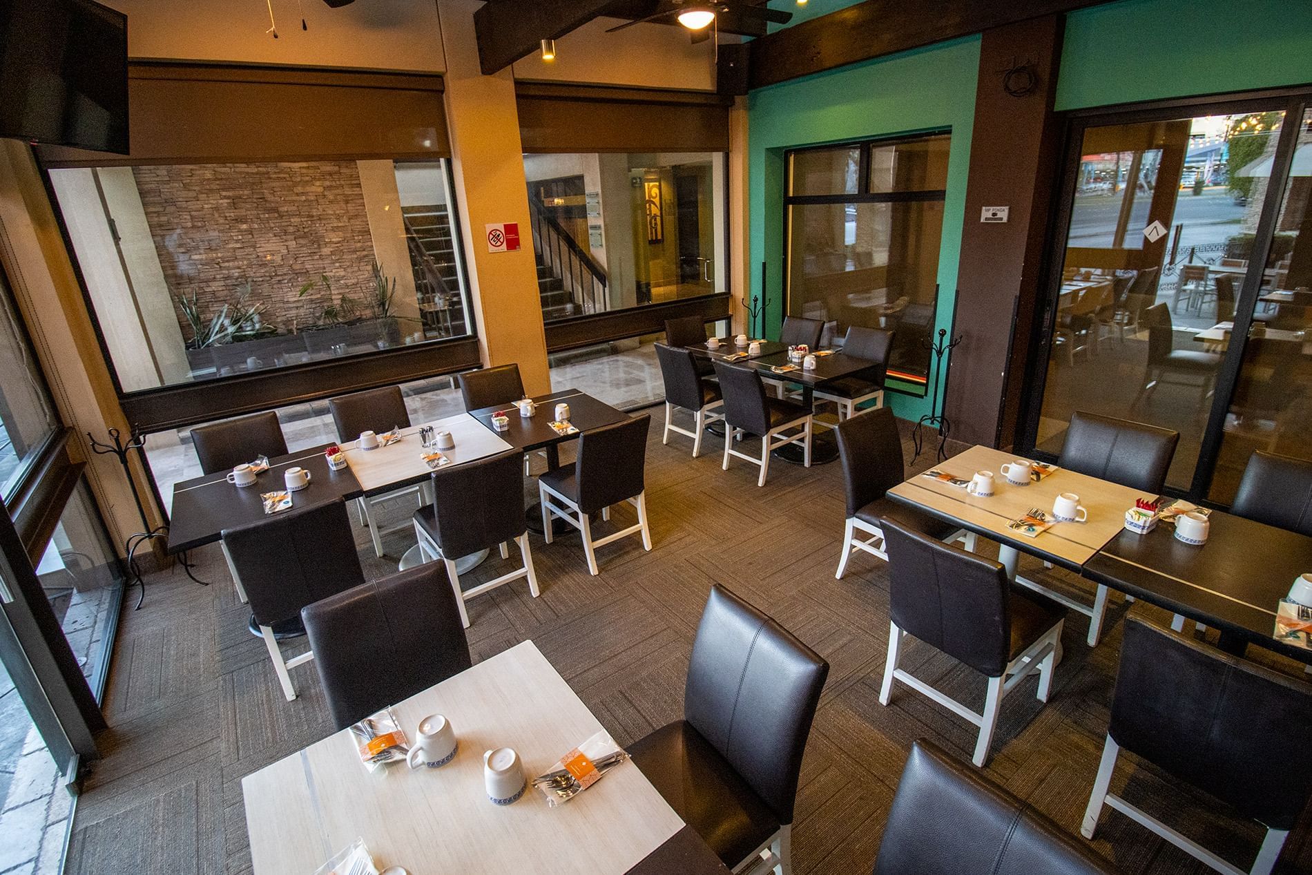 Araiza Privado VIP - Salón De Hotel en Mexicali, Baja California - Vista 3 de 4 de las instalaciones y espacios del lugar