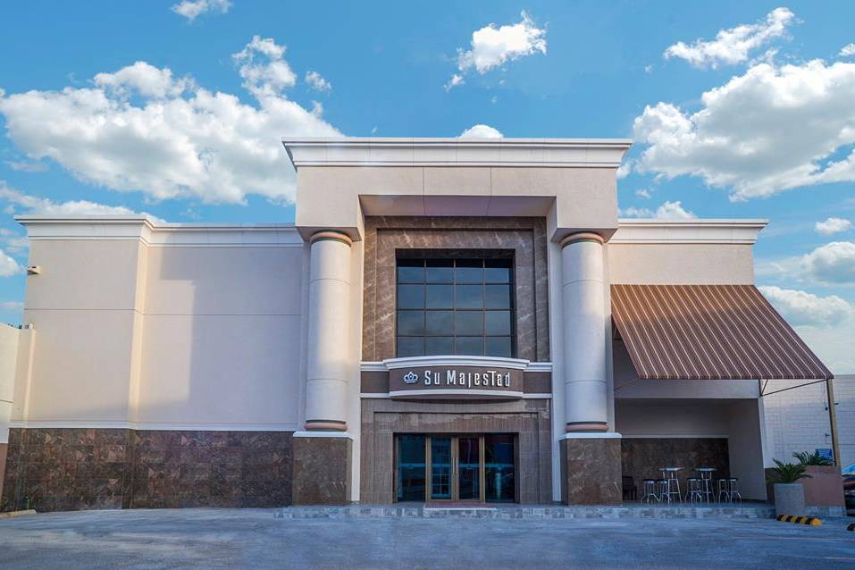 Salón Su Majestad - Salón De Eventos en Mexicali, Baja California - Vista 14 de 14 de las instalaciones y espacios del lugar