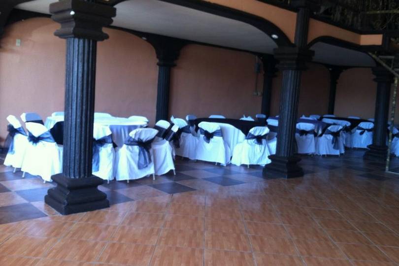 Salón Villarreal - Salón De Eventos en Mexicali, Baja California - Vista 8 de 9 de las instalaciones y espacios del lugar
