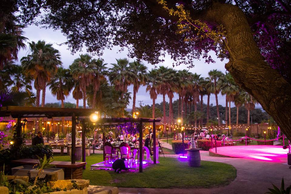 Club Campestre Tecate - Jardín Para Eventos en Tijuana, Baja California - Vista 2 de 6 de las instalaciones y espacios del lugar