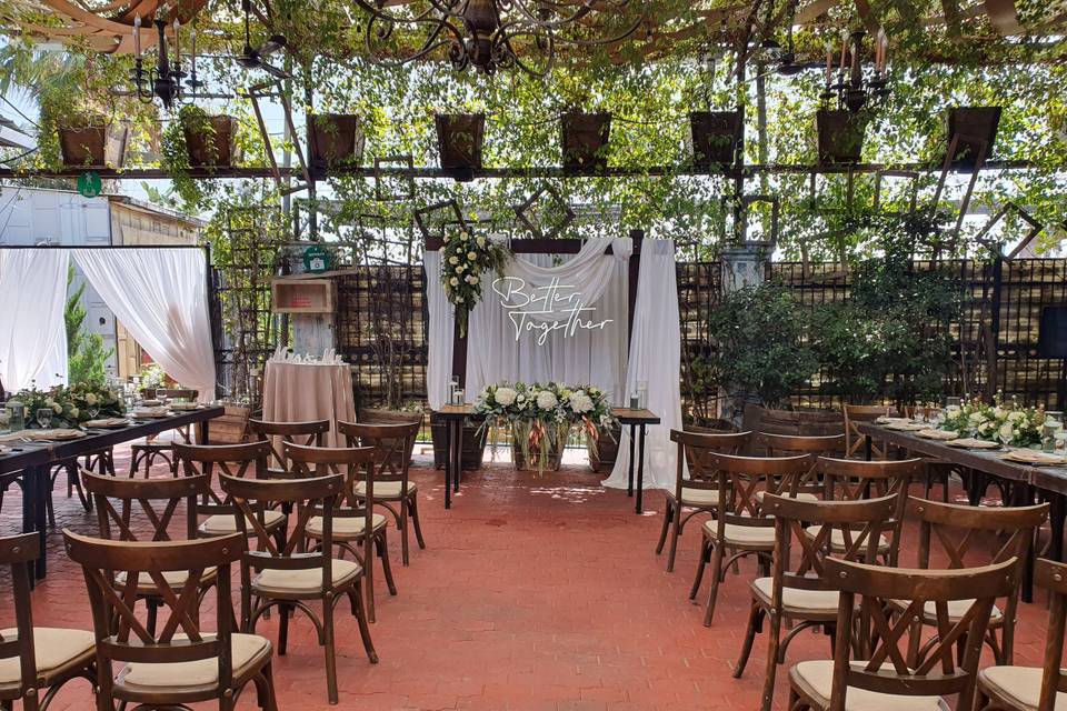 El Lugar de Nos - Terraza para eventos en Tijuana, Baja California. El Lugar de Nos es un restaurante especializado en eventos u...