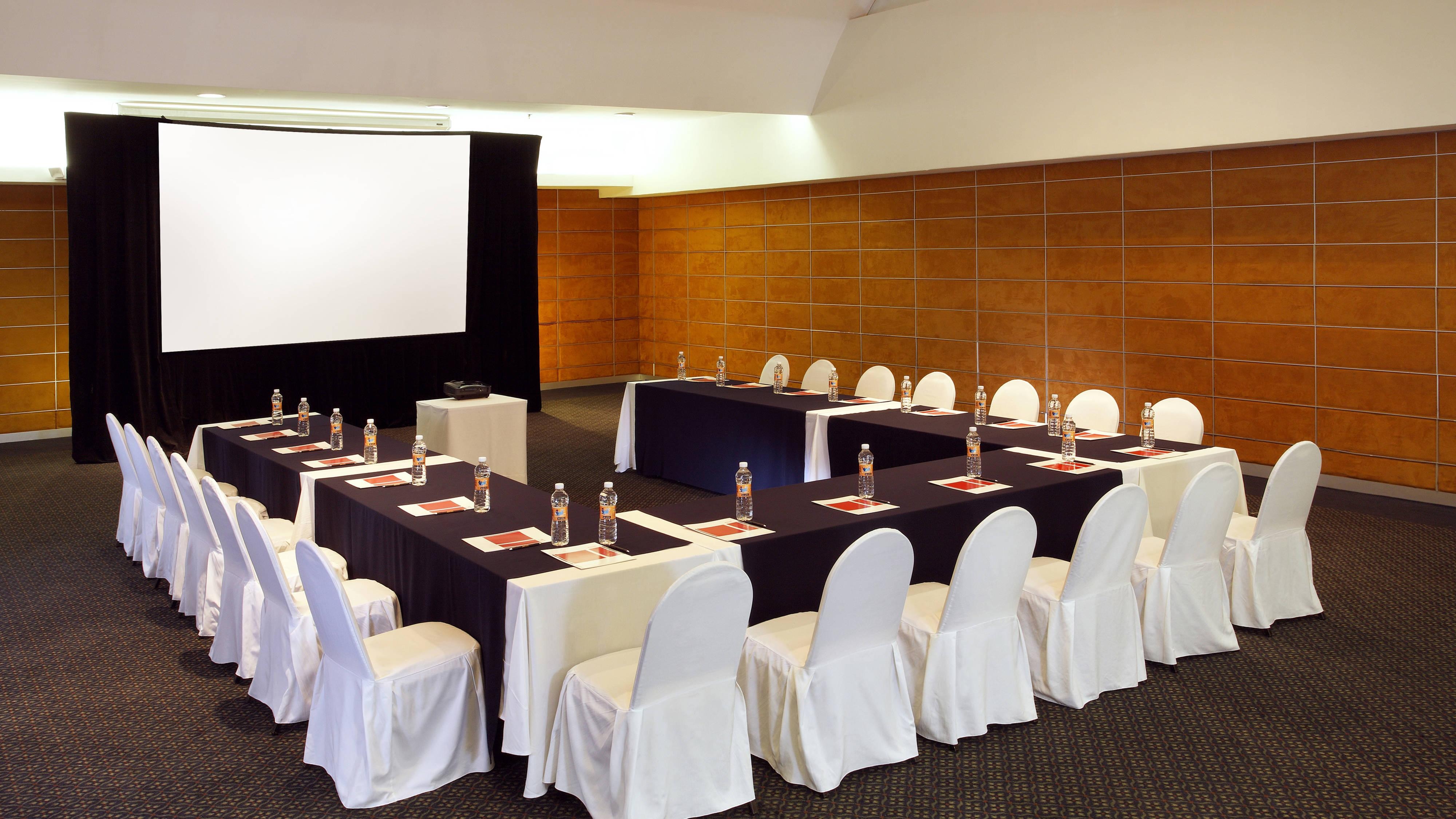 Tijuana Marriott Hotel - Salón De Eventos en Tijuana, Baja California - Vista 2 de 3 de las instalaciones y espacios del lugar